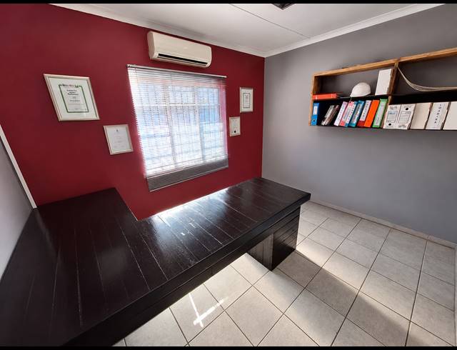 6 BEDROOM HOUSE FOR SALE IN VANDERBIJLPARK CW 1